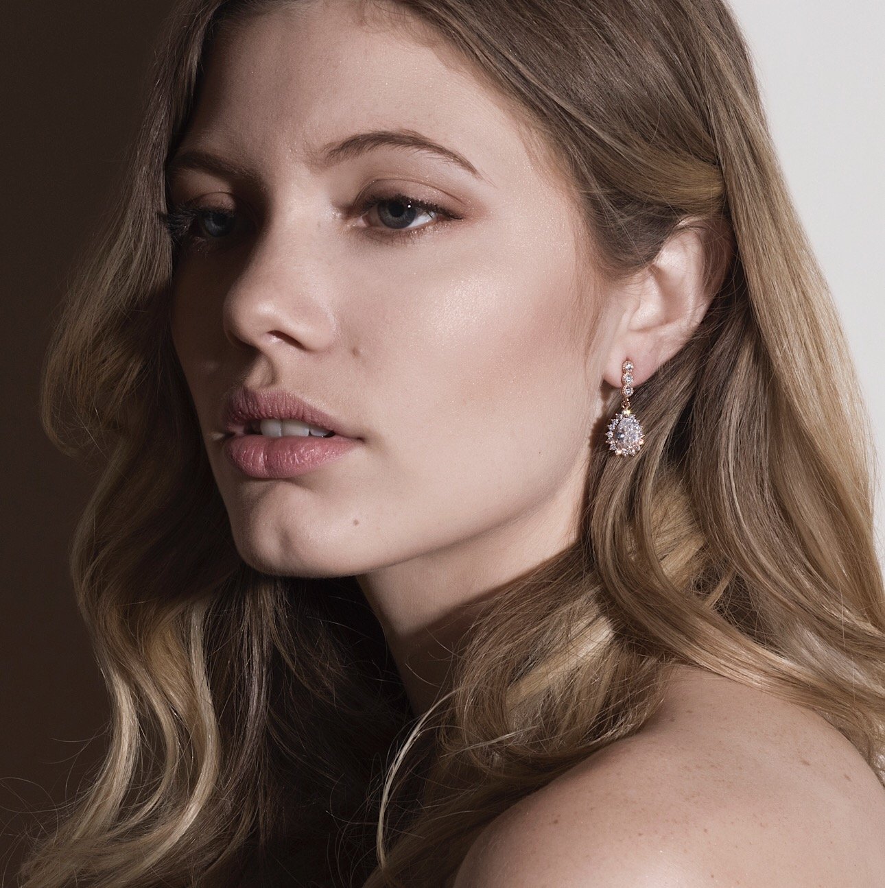 A+O Bridesmaid Jewelry Gift, Teardrop Dangle Earrings in Silver, Gold, Rose Gold - Image 3