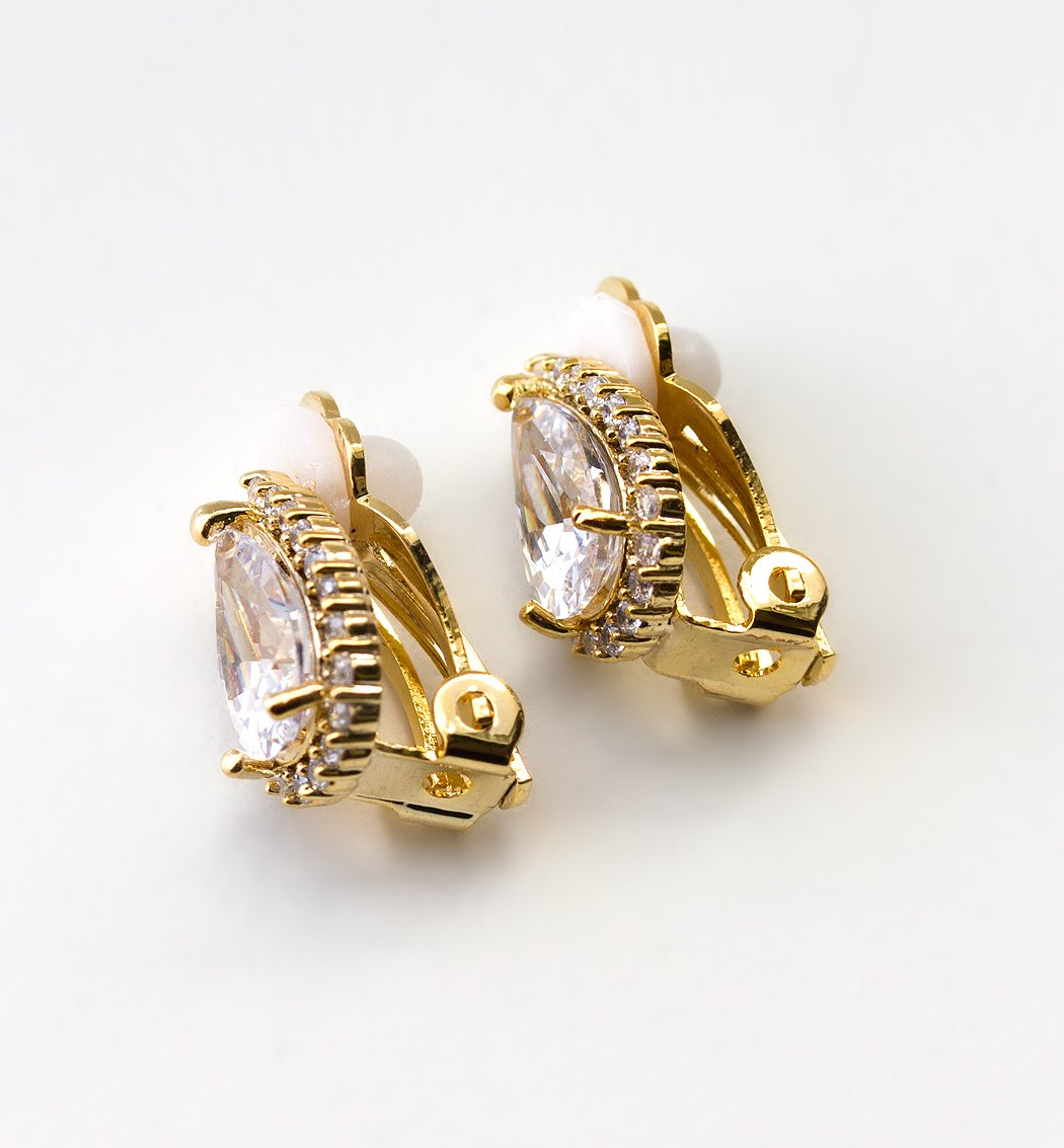 A+O Wedding Jewelry Set, Tear Drop Necklace and Earrings Set in Gold, Rose Gold, Silver - Image 4